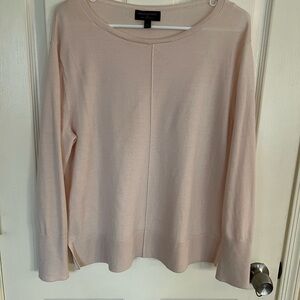 Banana Republic Women's Cream Sweater 100% Merino Wool Lightweight